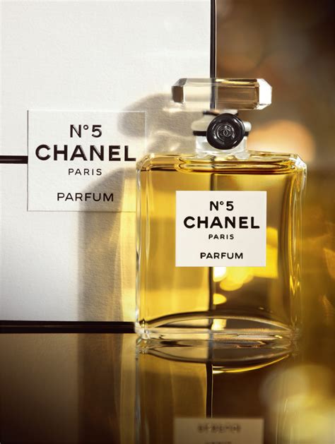 c_no5 chanel|Chanel number 5.